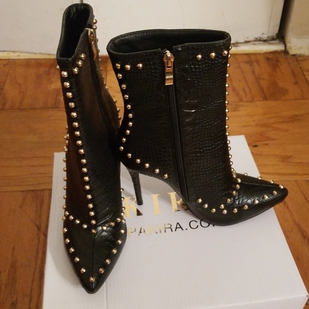 Black croc studded bootie
